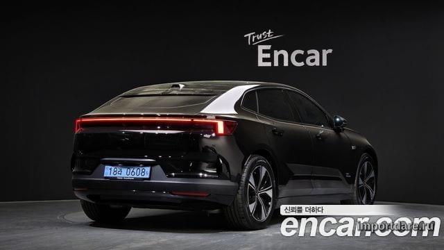 Polestar Polestar сбоку