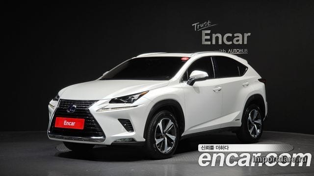 LEXUS NX300H 2018 — 56 879 км, белый, Корея — под ключ — фото 1