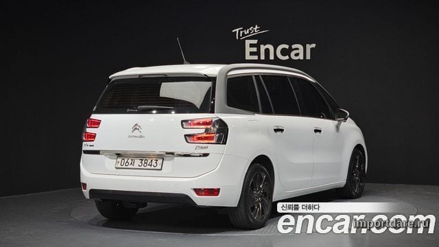 CITROEN GRAND C4 PICASSO 2017 — 85 059 км, белый, Корея — под ключ — фото 2