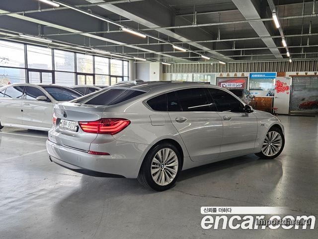 BMW 5 Series GT интерьер