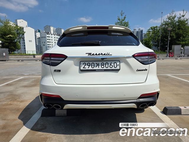 MASERATI LEVANTE 2019 — 48 000 км, белый, Корея — под ключ — фото 5