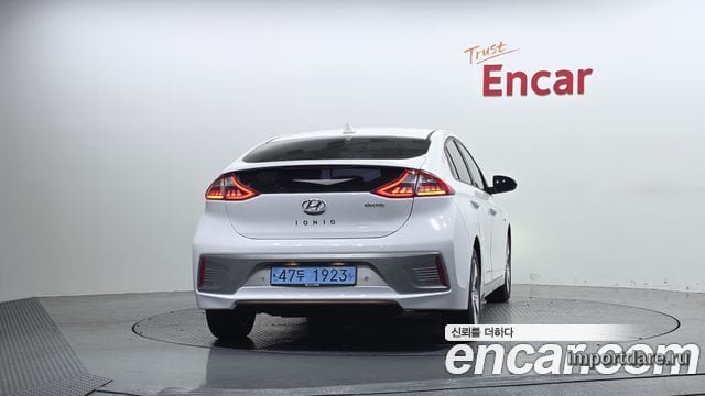 HYUNDAI IONIQ ELECTRIC 2019 — 74 551 км, белый, Корея — под ключ — фото 4