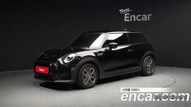 MINI COOPER ELECTRIC 2022 — 46 311 км, чёрный, Корея — под ключ — фото 1