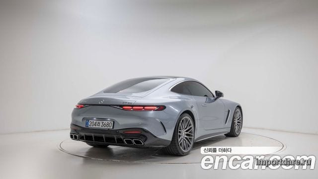 Mercedes-Benz Amg GT сбоку