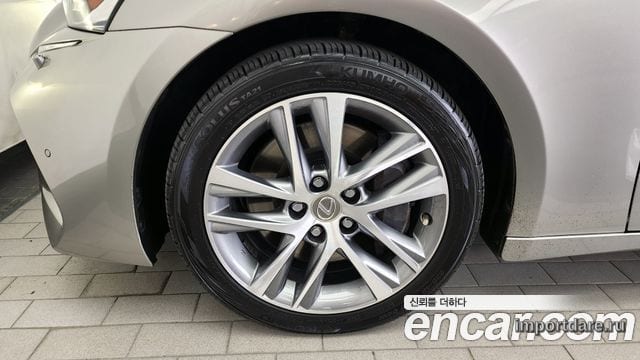 Lexus Is детали