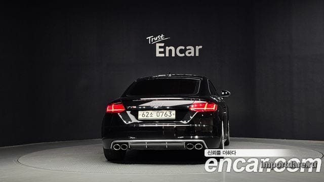 Audi Tts сзади