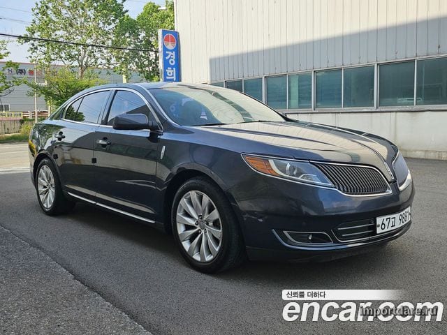 Lincoln MKS 2014