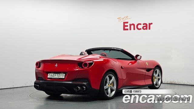 Ferrari Portofino интерьер