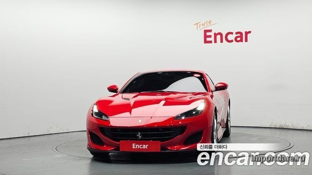 Ferrari Portofino сзади