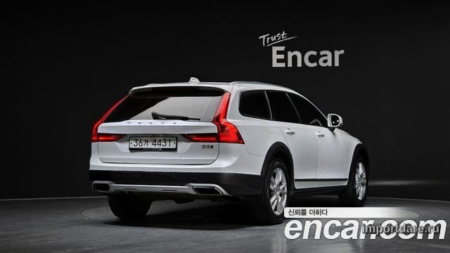 VOLVO V90 CROSS COUNTRY 2017 — 206 588 км, белый, Корея — под ключ — фото 2
