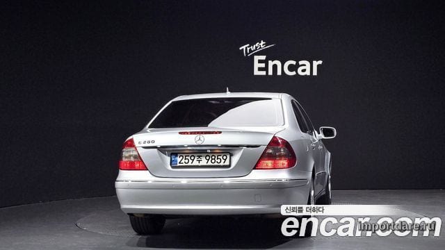 MERCEDES-BENZ E-CLASS W211 2009 — 98 236 км, серебристый, Корея — под ключ — фото 4