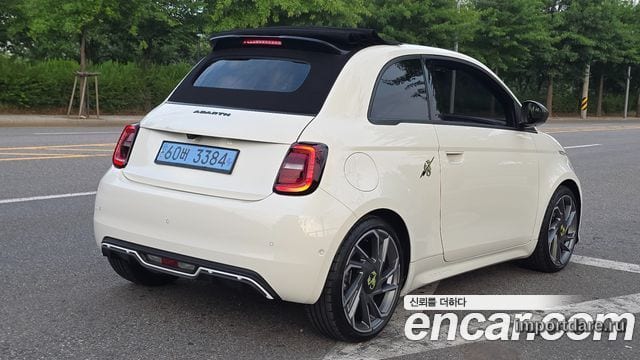 Fiat 500 сбоку