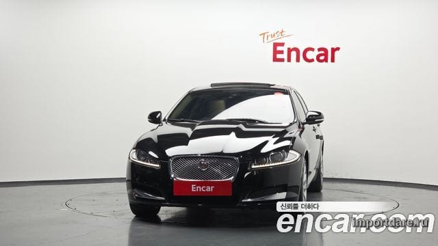 Jaguar New Xf интерьер