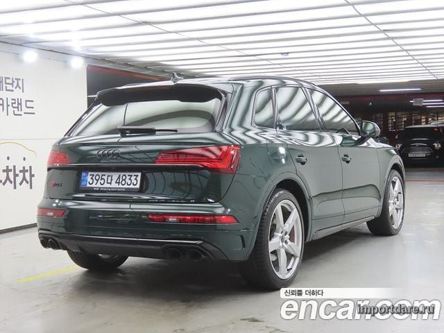 Audi Sq5 сзади