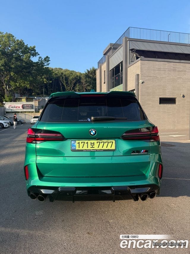BMW X5 сзади