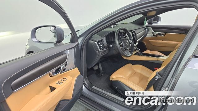 VOLVO V90 CROSS COUNTRY 2019 — 129 648 км, серый, Корея — под ключ — фото 10