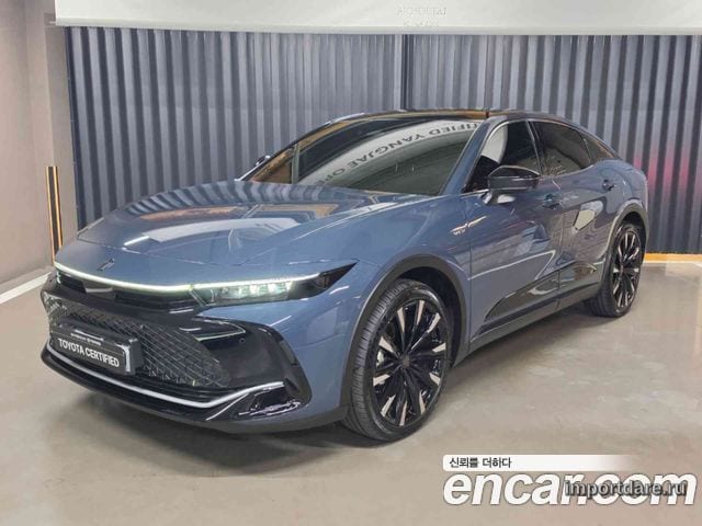 Toyota Crown Crossover 2026