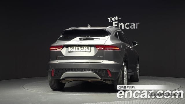 JAGUAR E-PACE 2019 — 108 435 км, серебристо-серый, Корея — под ключ — фото 4
