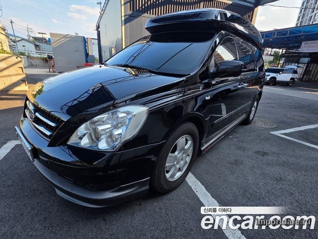 Kia Grand Carnival 2010