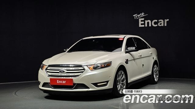 FORD Taurus 2017