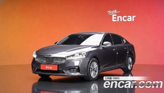 Kia K7 Hybrid сбоку