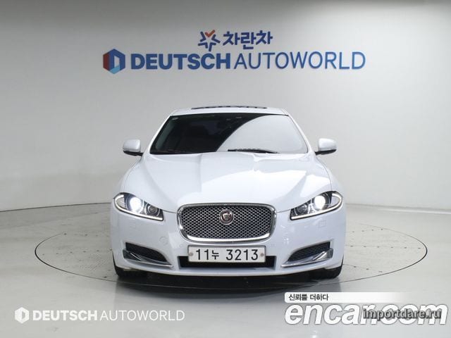 Jaguar New Xf интерьер