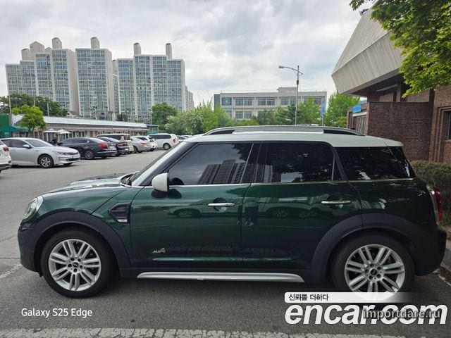 MINI COOPER D COUNTRYMAN 2017 — 80 000 км, тёмно-зелёный, Корея — под ключ — фото 2