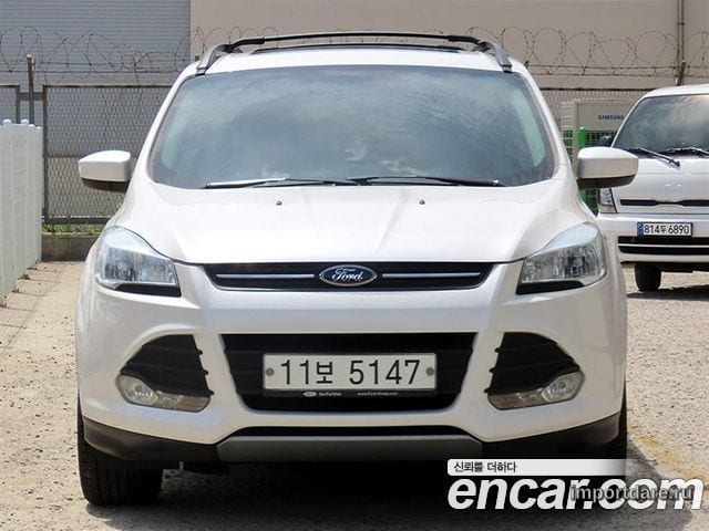 FORD ESCAPE 2015 — 125 152 км, белый, Корея — под ключ — фото 1