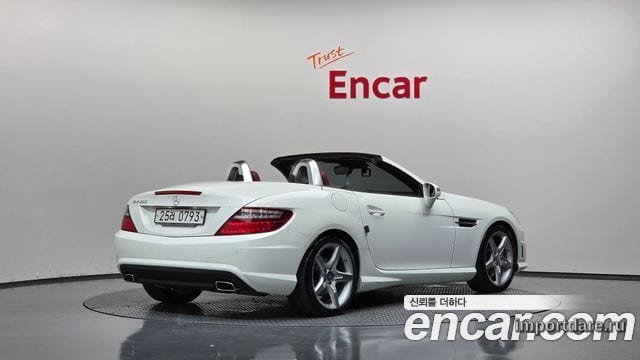 Mercedes-Benz Slk-Class сбоку