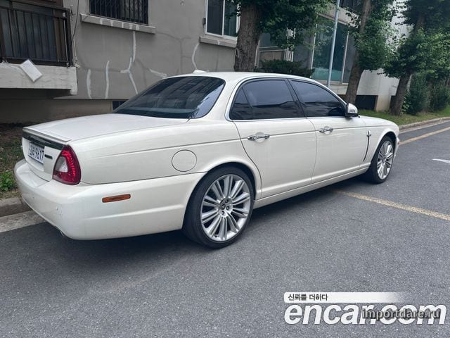 JAGUAR NEW XJ 2008 — 89 000 км, белый-перламутр, Корея — под ключ — фото 2