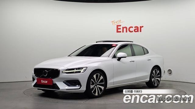 Volvo S60 2024