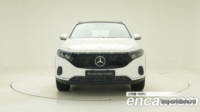 Mercedes-Benz Eqa интерьер