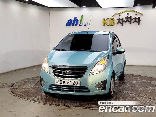 Chevrolet Matiz Creative сбоку