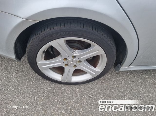 MERCEDES-BENZ CLS-CLASS W219 2005 — 140 000 км, серебристый, Корея — под ключ — фото 5