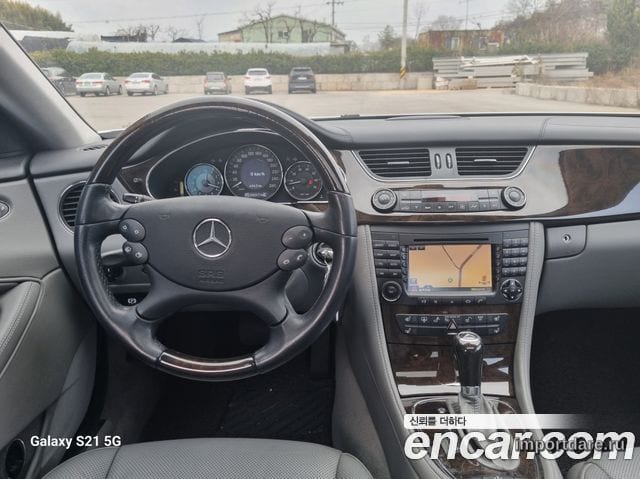 MERCEDES-BENZ CLS-CLASS W219 2005 — 140 000 км, серебристый, Корея — под ключ — фото 7