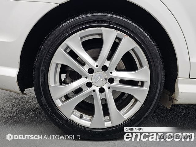 MERCEDES-BENZ C-CLASS W204 2013 — 158 873 км, белый-перламутр, Корея — под ключ — фото 5