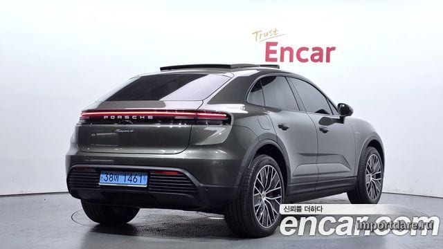 PORSCHE MACAN 2025 — 3 727 км, светло-золотистый, Корея — под ключ — фото 2