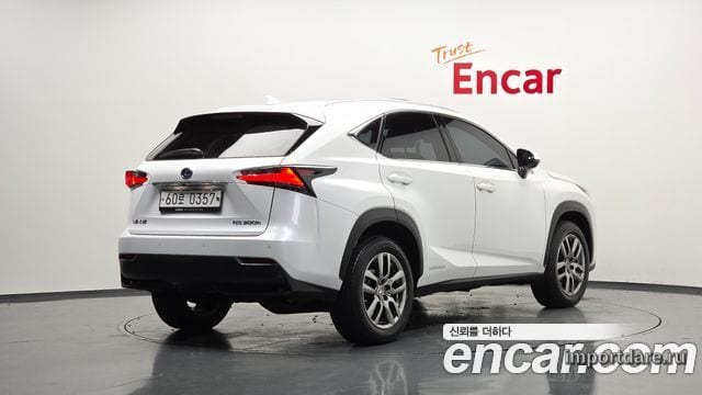 LEXUS NX300H 2017 — 123 383 км, белый, Корея — под ключ — фото 2