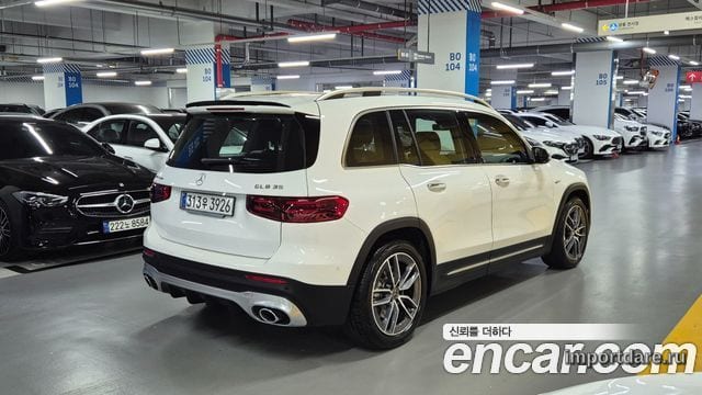 Mercedes-Benz Glb-Class сзади