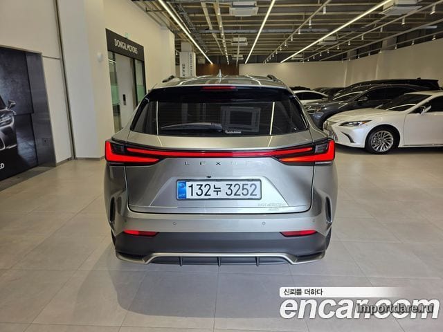 LEXUS NX450H+ 2026 — 10 202 км, светло-золотистый, Корея — под ключ — фото 4