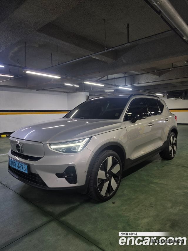 Volvo XC40 Recharge 2024