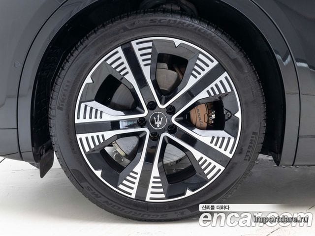 Maserati Grecale детали