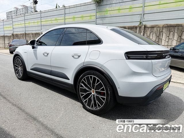 PORSCHE MACAN 2025 — 12 100 км, светло-серебристый, Корея — под ключ — фото 2