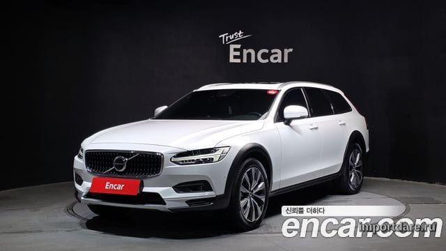 Volvo V90 Cross Country 2023