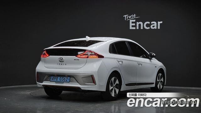 HYUNDAI IONIQ ELECTRIC 2017 — 93 749 км, белый, Корея — под ключ — фото 2