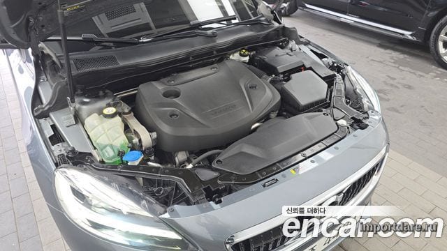 VOLVO V40 CROSS COUNTRY 2019 — 90 665 км, серый, Корея — под ключ — фото 6