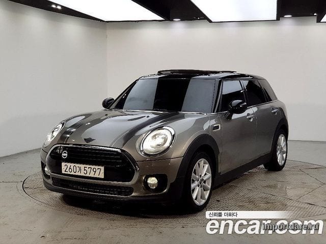 MINI COOPER D CLUBMAN 2018 — 100 496 км, серый, Корея — под ключ — фото 1