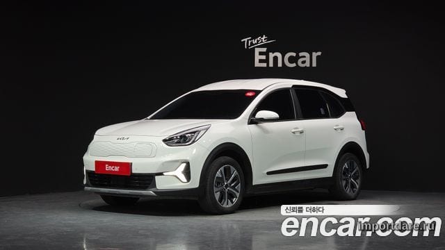 Kia Niro Plus 2024
