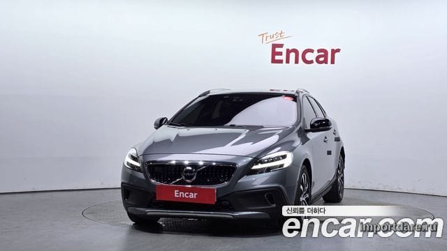 VOLVO V40 CROSS COUNTRY 2019 — 51 749 км, серый, Корея — под ключ — фото 3