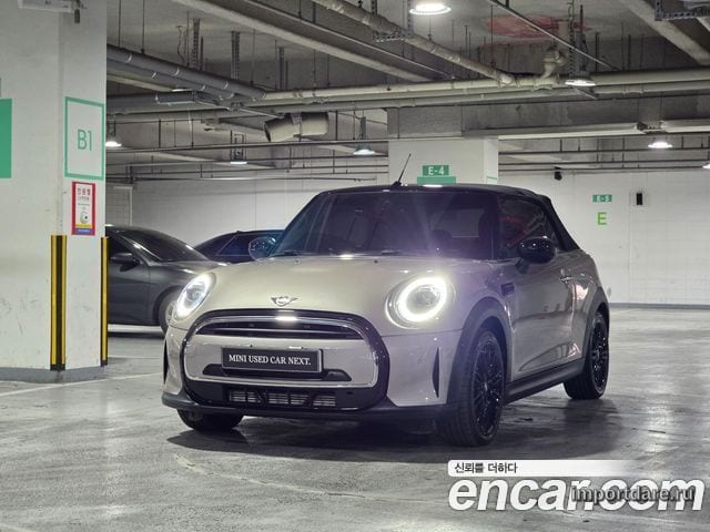 MINI Cooper Convertible 2024